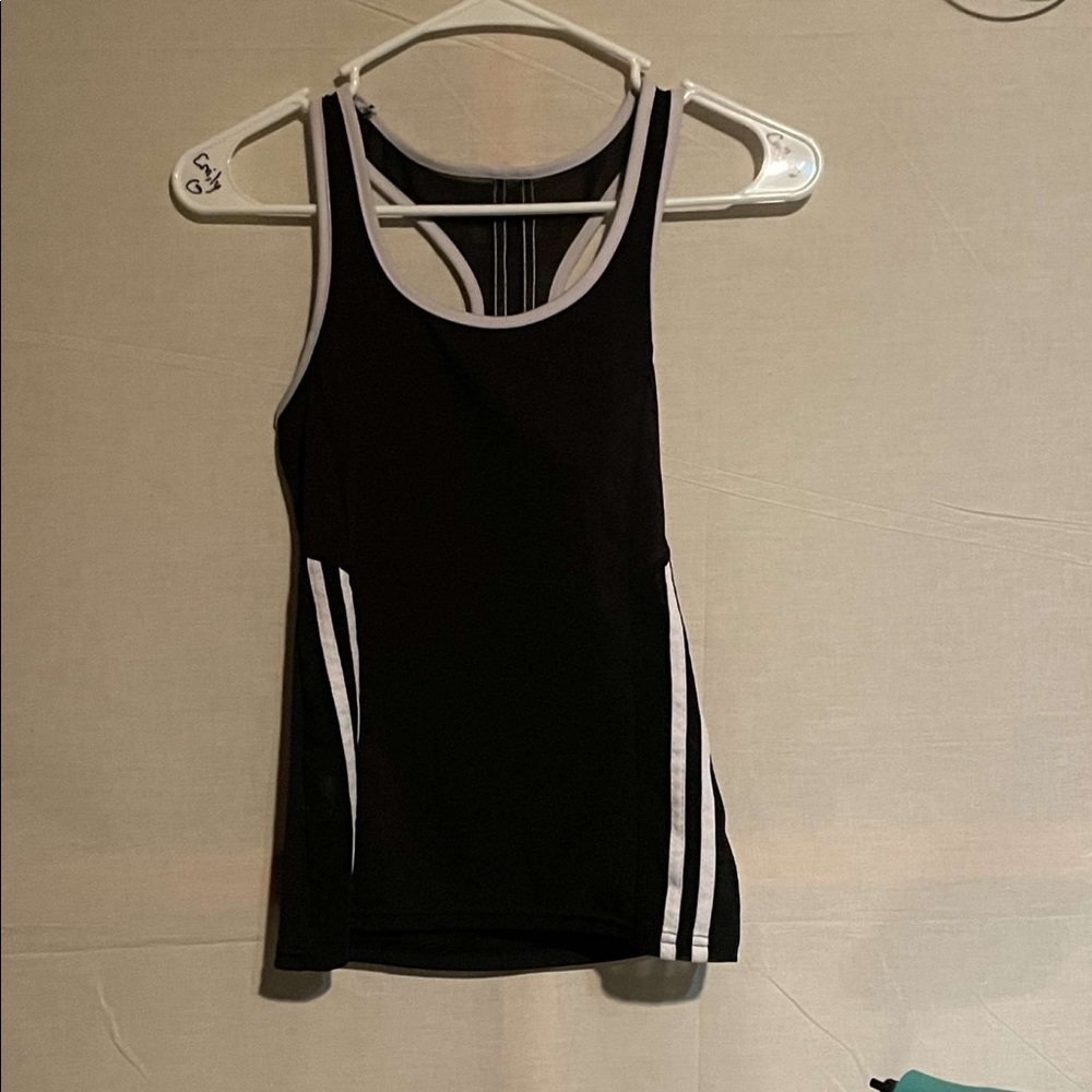 yitong, size: small